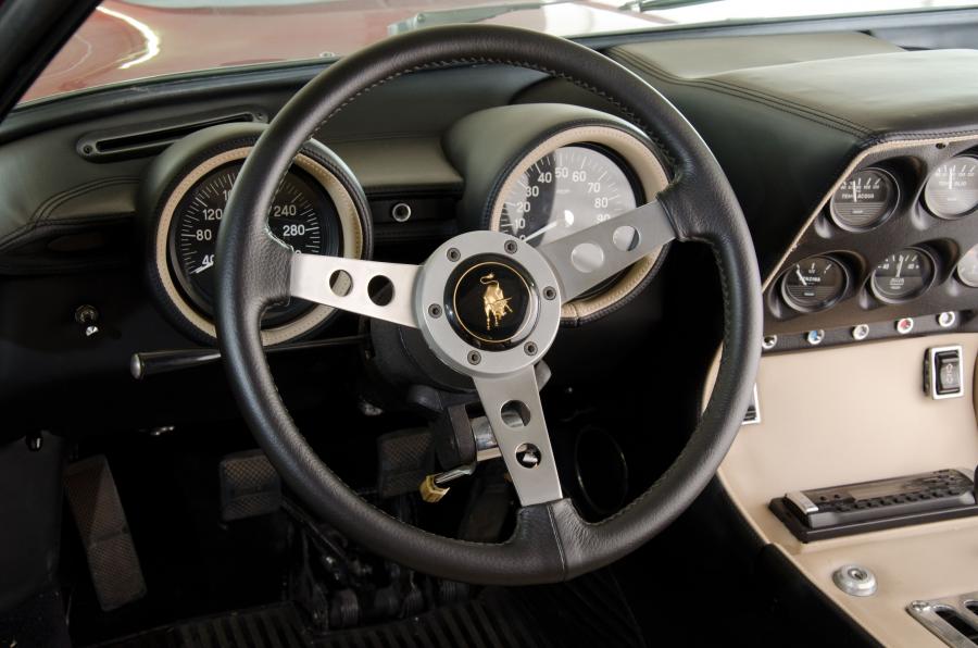  Lamborghini Miura P400 S 1970 года  (фото 17 из 30)